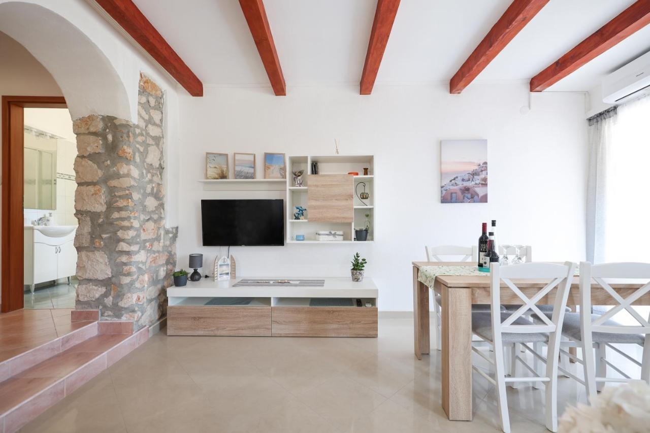 M&v Apartament *
